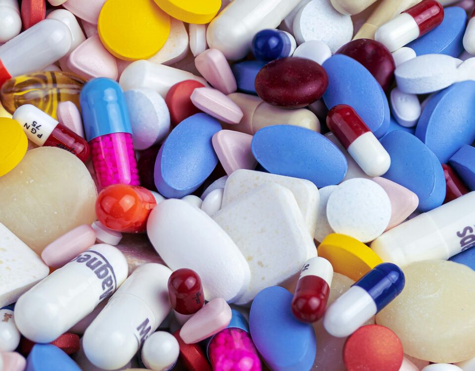 Cenforce tablety s rôznymi dávkami sildenafilu 50, 100, 150 a 200 mg